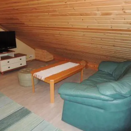Holiday Koli, Kuukkeli